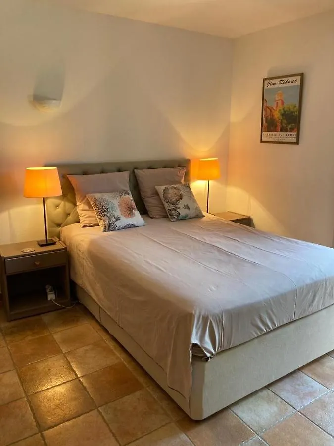 Lone Star House Bed & Breakfast Sainte-Maxime 4*,